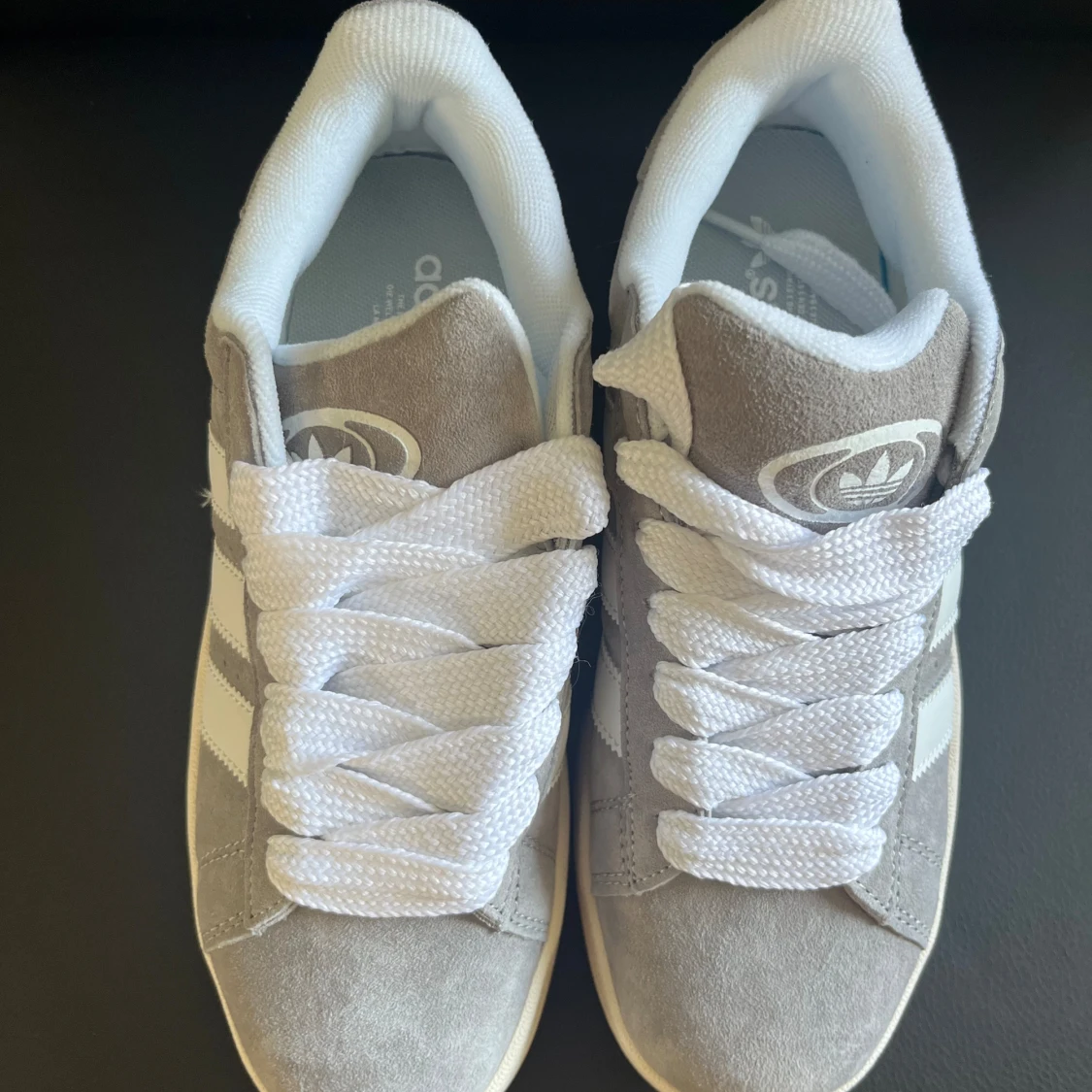 Campus 00s gray white