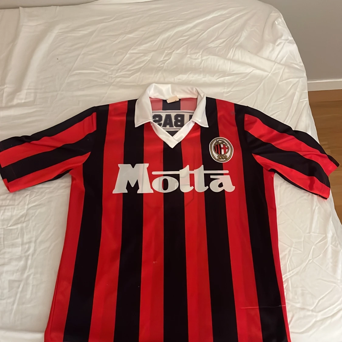 Milan tröja/ van basten 