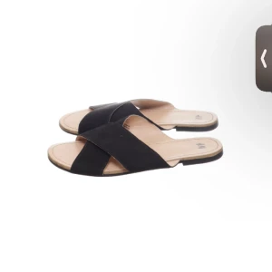 Tofflor - H&M tofflor 