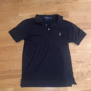 Ralph Lauren piké  - Mycket fint skick! Passar XS Skriv för frågor 