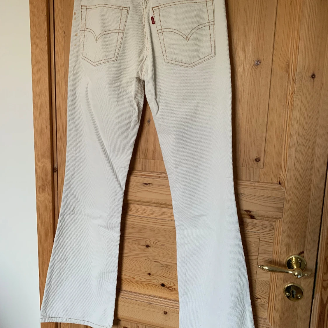 Bootcut manchesterbyxor från Levi’s - 90