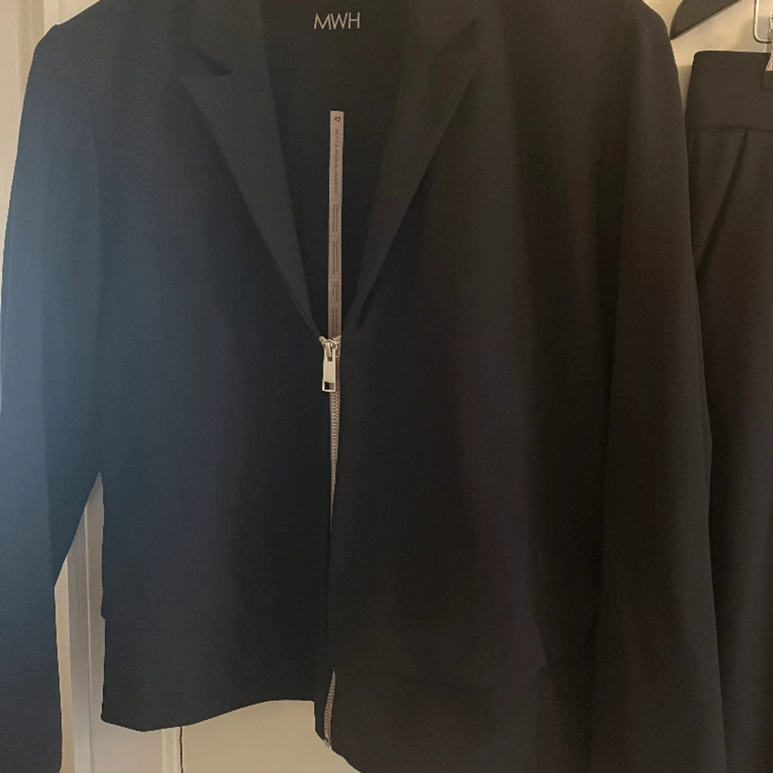 Kostym från MWH of Sweden stl 42 - 91