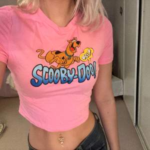 Rosa Scooby-doo tröja