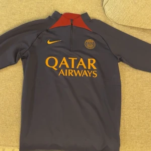Psg träningströja - Psg träningströja äkta 