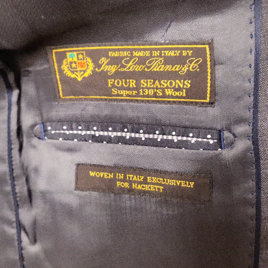 Silvergrå Hackett kostym - 90