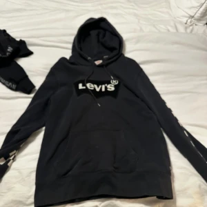 Levis huddie  - Mycket bra skick. 