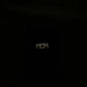 MOM/WOW ring - ”MOM/WOW ring” i silver⚡️