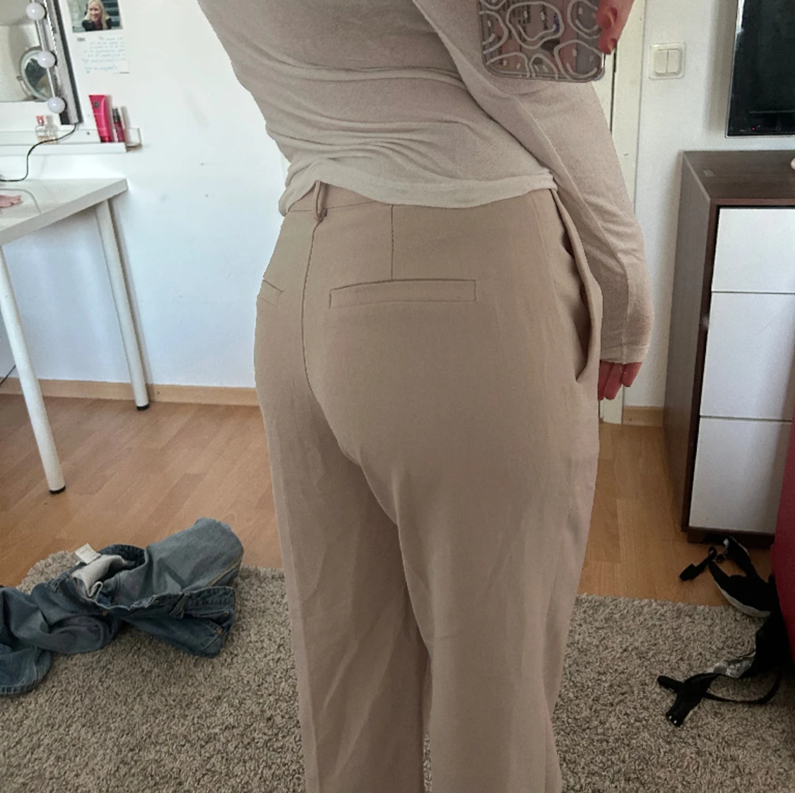 Beigea kostymbyxor  - 91