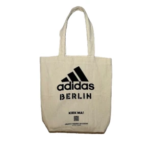Adidas tote bag - Adidas tote bag som jag inte använder längre