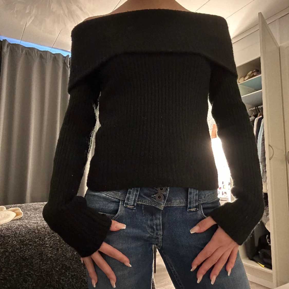 Stickad off shoulder tröja 