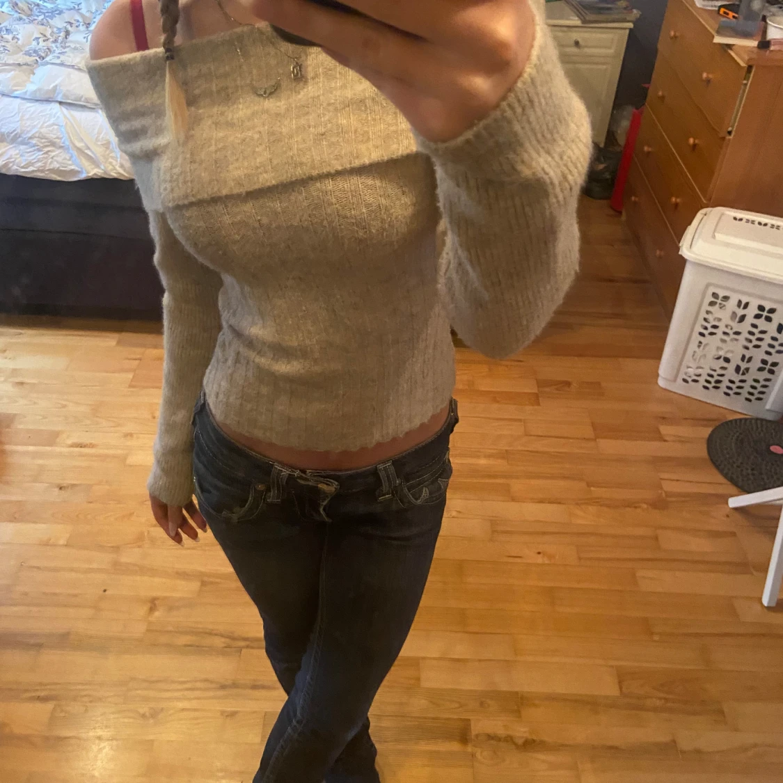 Stickad off shoulder topp