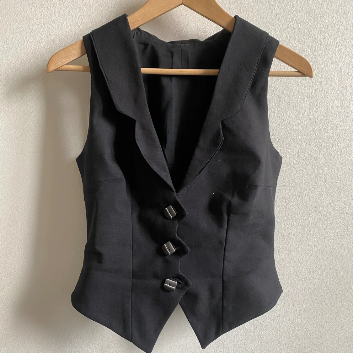 Svart kostymväst - 90