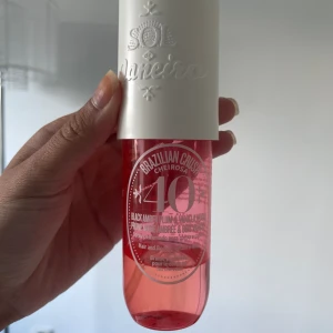 Sol de Janeiro  - God doft till både kropp och hår, fräsch söt doft som är perfekt till sommaren!💕