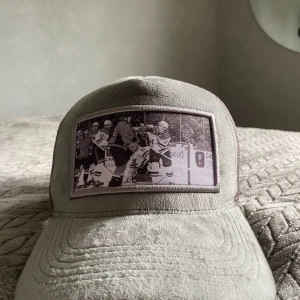 Säljer velvet keps från forte - Bra skick inte så använd 