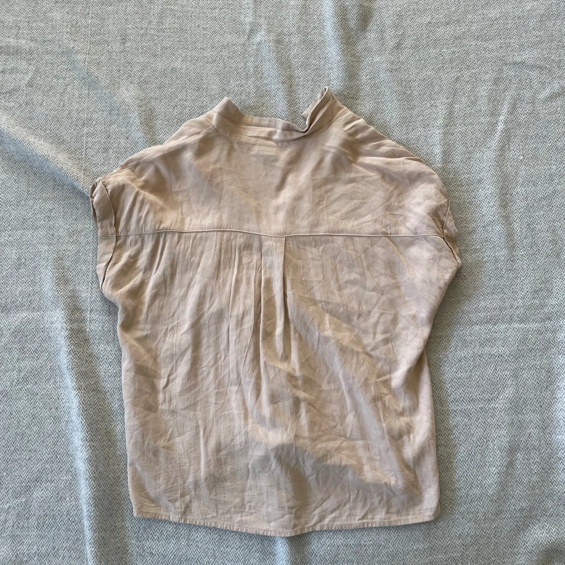 Beige kortarmad Ginatricot Skorta - 91