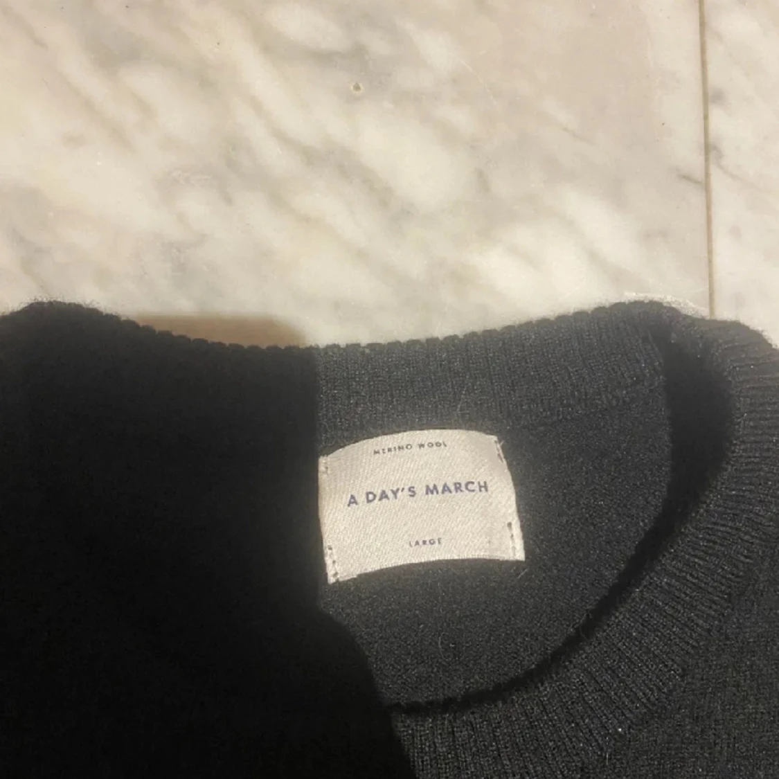 Stickad tröja a days march - 90