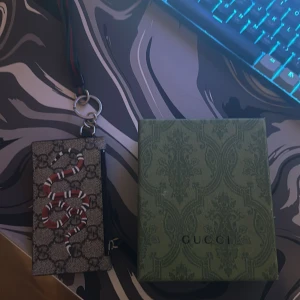 Gucci halsband - helt ny