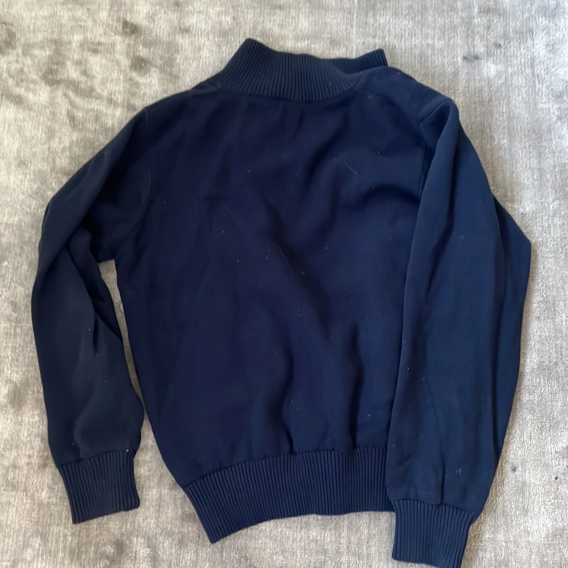 Fodrad stickad jacka med blixtlås - 90