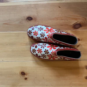 Blommiga stövlar  - Blommiga stövlar 