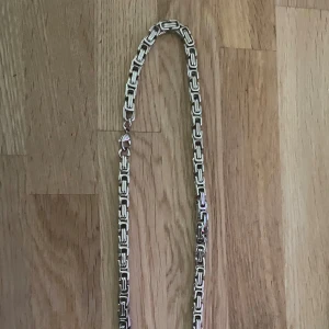 Kejsarlänk - Kejsarlänk kedja (halsband) Silver platerad Längd : 60cm Tjocklek : 6mm
