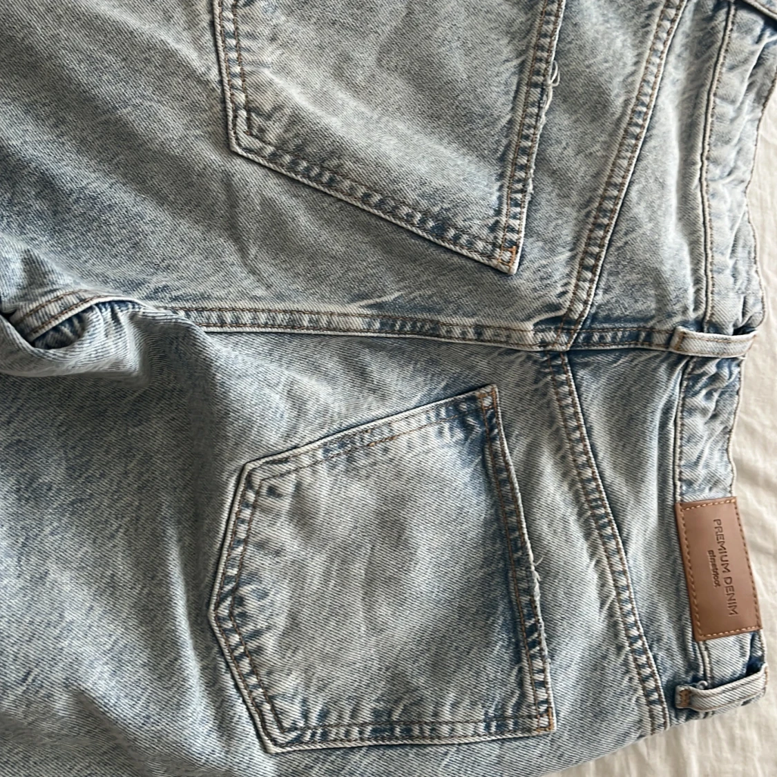 Jeans baggy från Gina  - 91