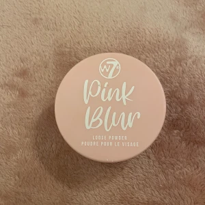 Löspuder från w7 - Oanvänt löspuder från w7, pink blur, nypris ca:50kr