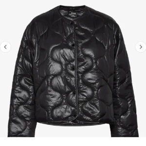 Jacka mango - Jacka från Mango i strl M. Som ny då den knappt är använd 