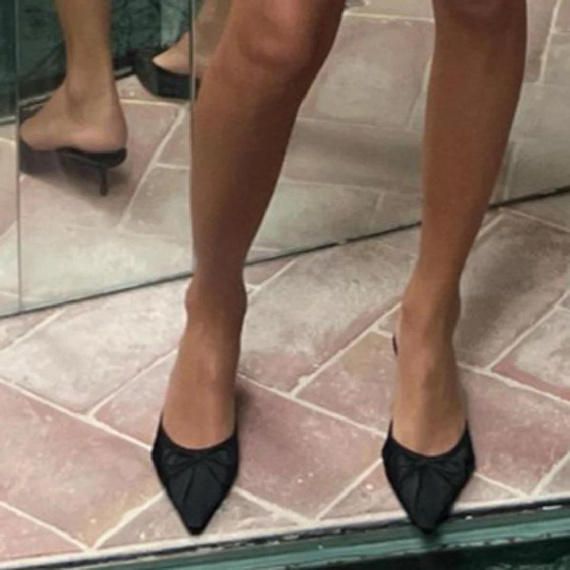 Zara glansiga och högklackade med mules