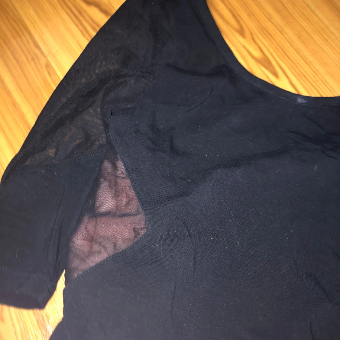 Festklänning med mesh flera ställen - 93