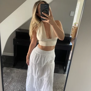 Topp från Ginatricot - Superfin topp från Ginatricot, i jättebra skick 🤍