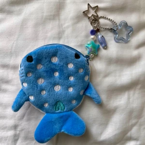 Valhaj myntbösa 🫧🐳🌊 - Valhaj myntbösa ˚˖𓍢ִִ໋🌊🐳˚˖𓍢🫧ִ✧˚. OBS! Skriv via DM innan du trycker på Köp nu! <3