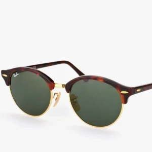 Ray ban clubround - Är i användt men ändå bra skick