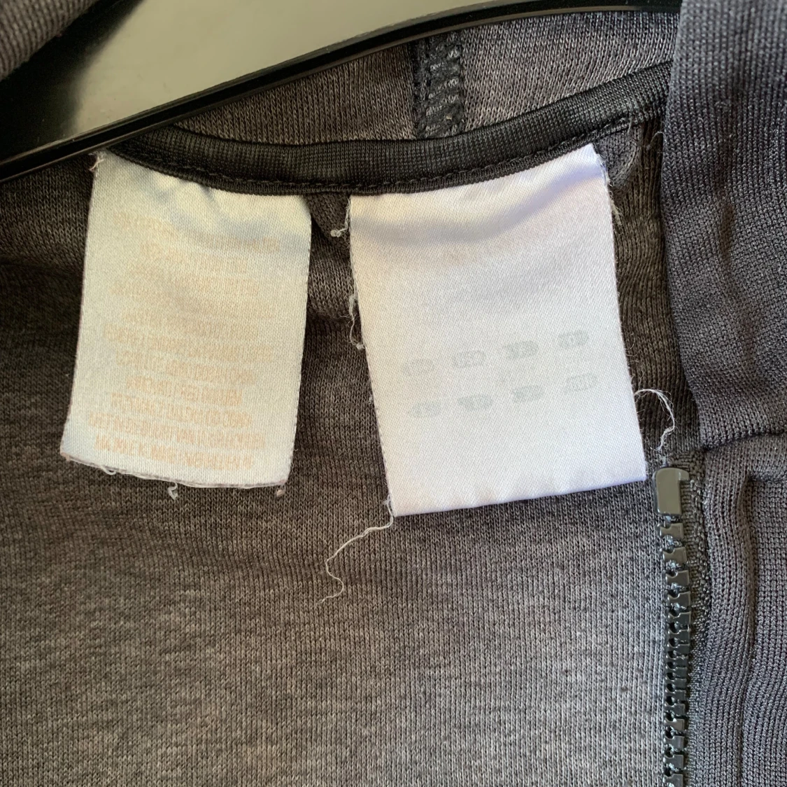 Svart Adidas Zip-Up Hoodie M - 91