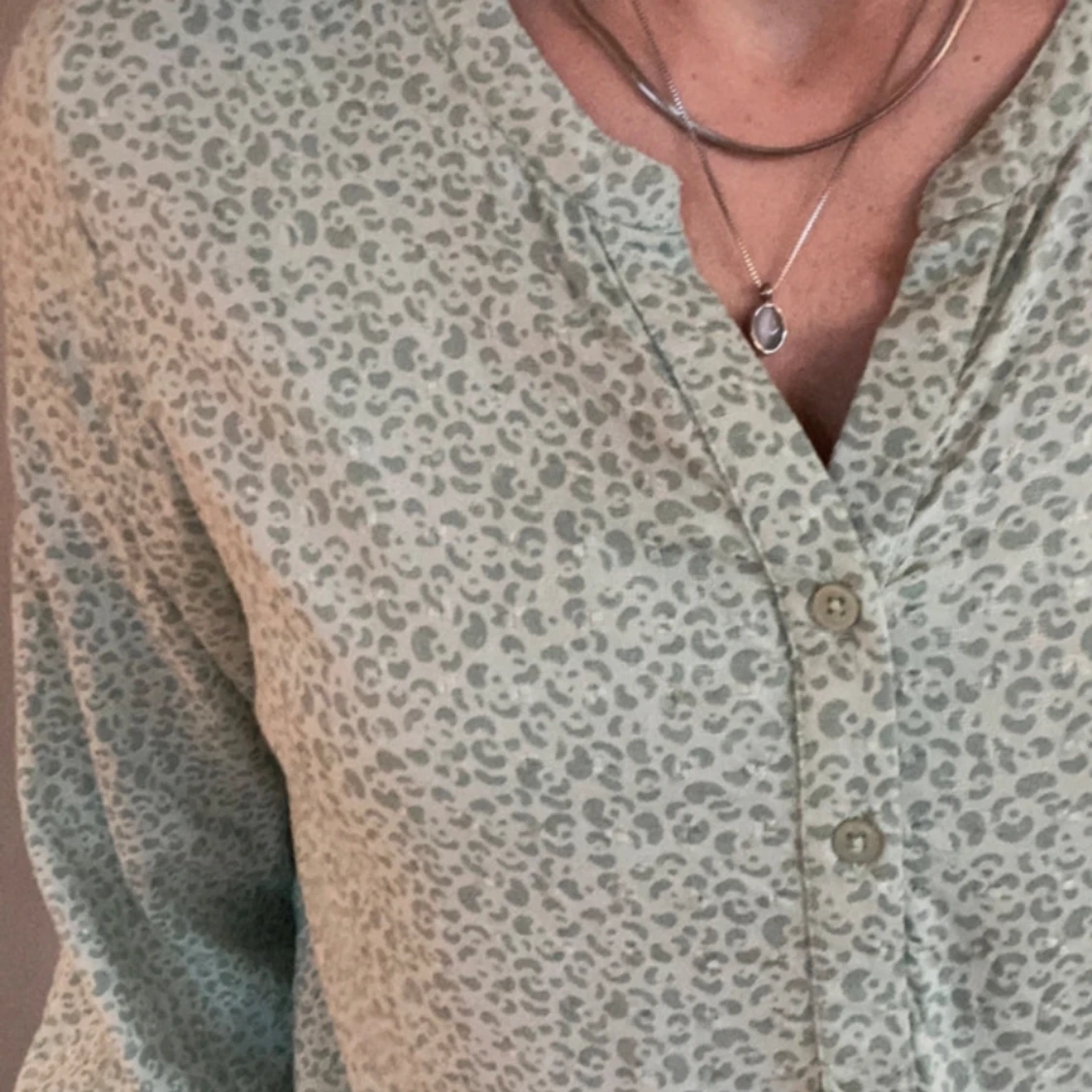 Cream blus grön Stl S - 90