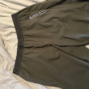 Björn Borg shorts  - Grön Björn Borg shorts  Storlek herr XXL aldrig använda  