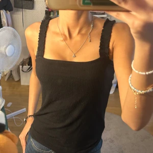 svart sommar topp - snygg sommartopp 