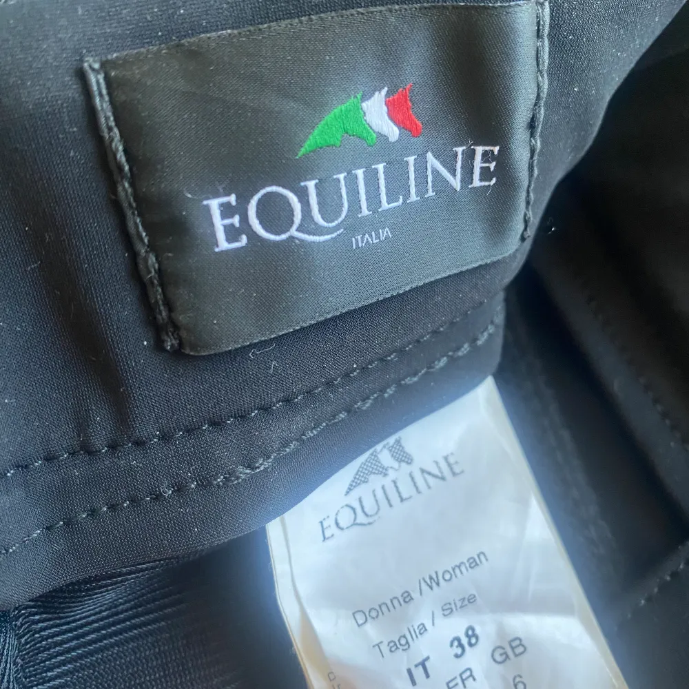 Equiline . Jeans & Byxor.