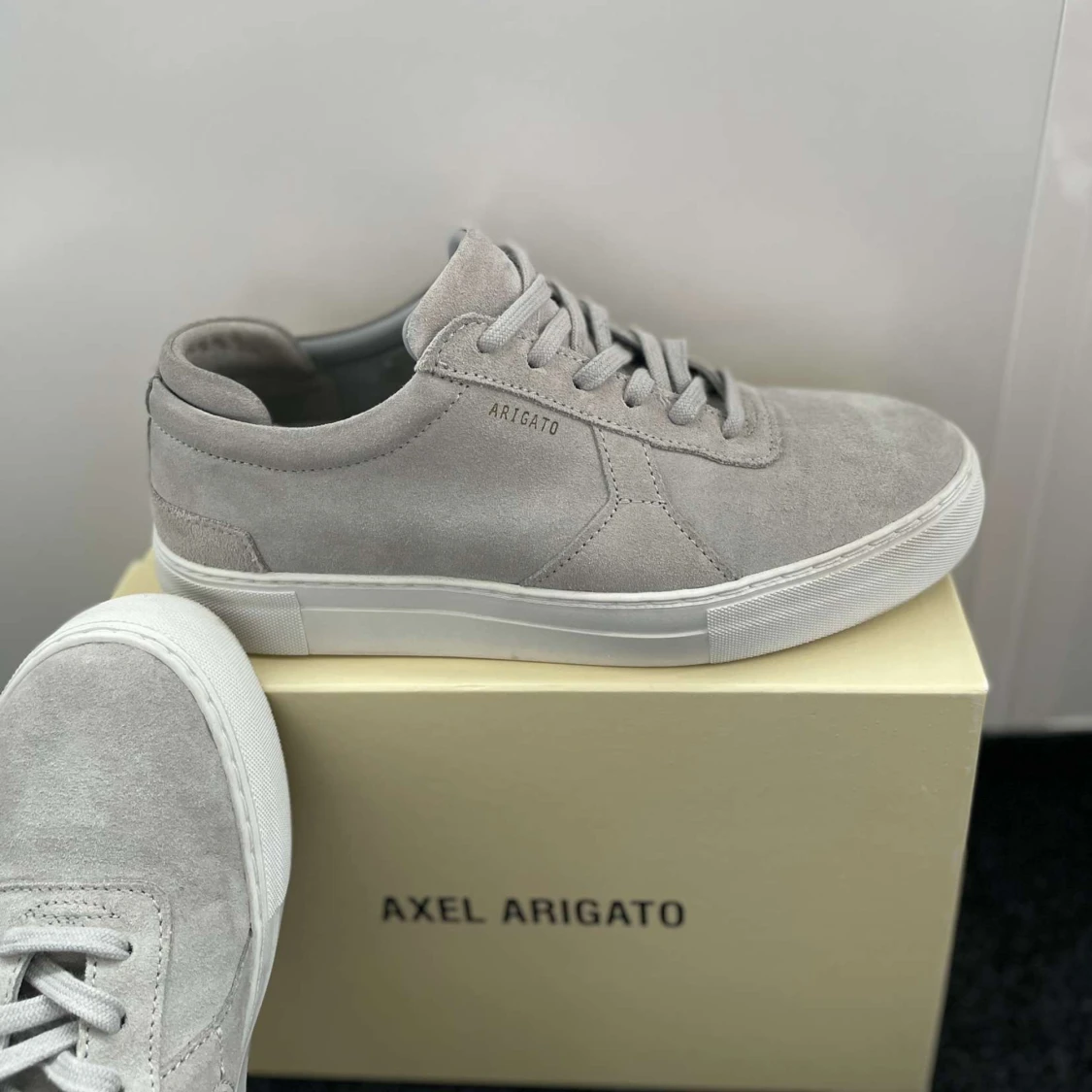Axel Arigato skor gråa - 92