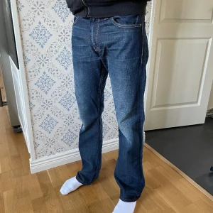 Levis jeans - W31 L32