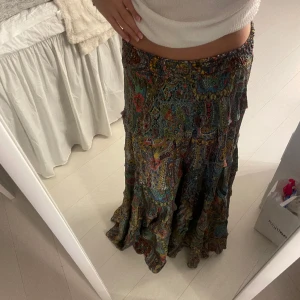 Lång kjol  - Super fin kjol, perfekt utomlands 💕