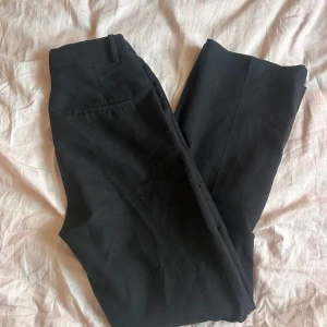 Kostymbyxor - Väldigt bekvämt material🌸