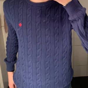 Morris sweatshirt  - Navy blue Morris tröja väldigt bra skick inte använd många gånger 