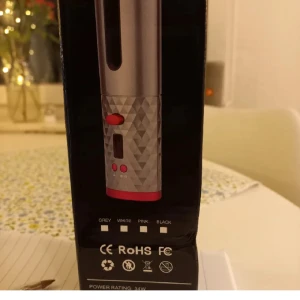 Hair curler - Helt ny. Inte använd. Du fåe med allt som lock maskinen, laddaren, en kamm och en dustbag.