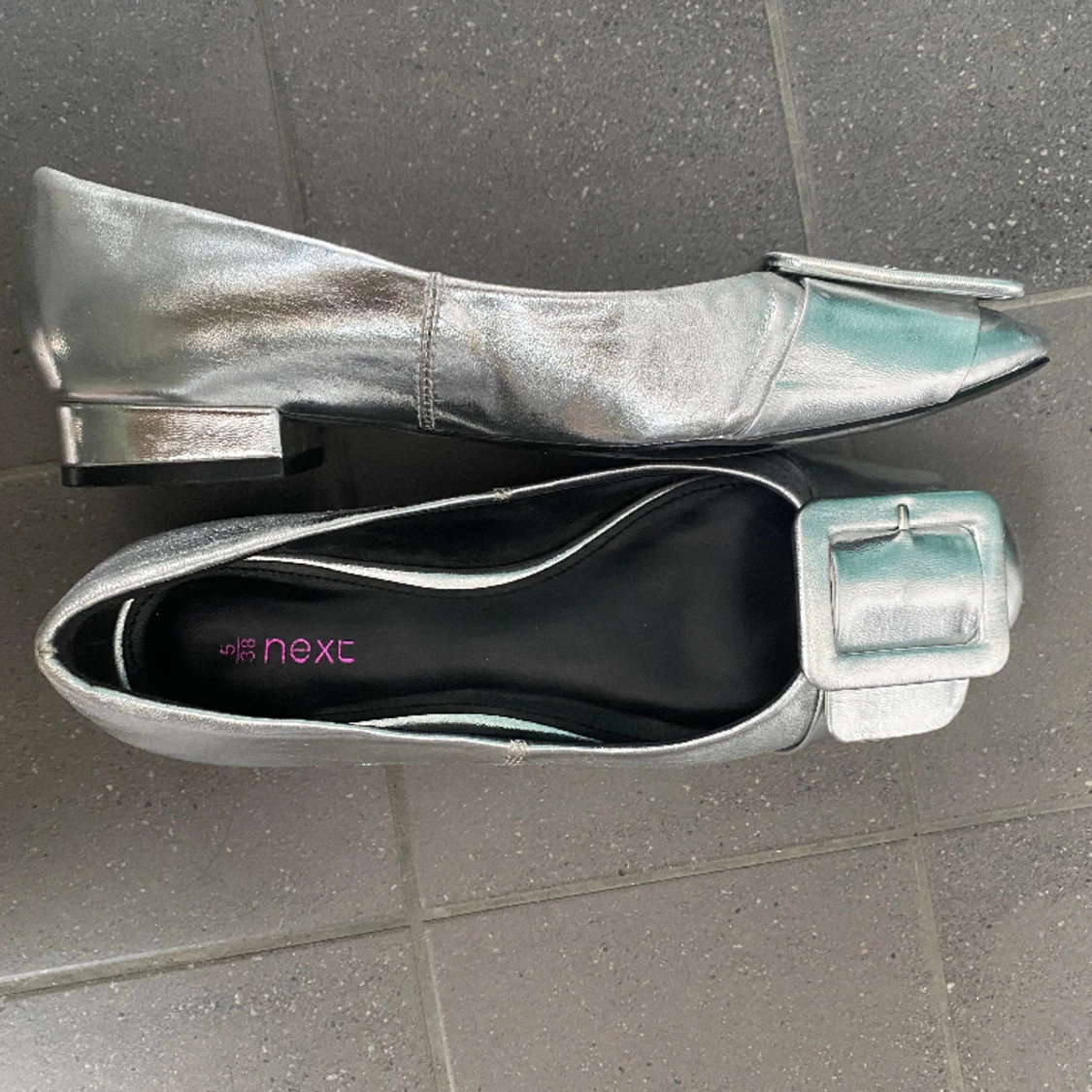 Silvriga ballerinaskor  - 91