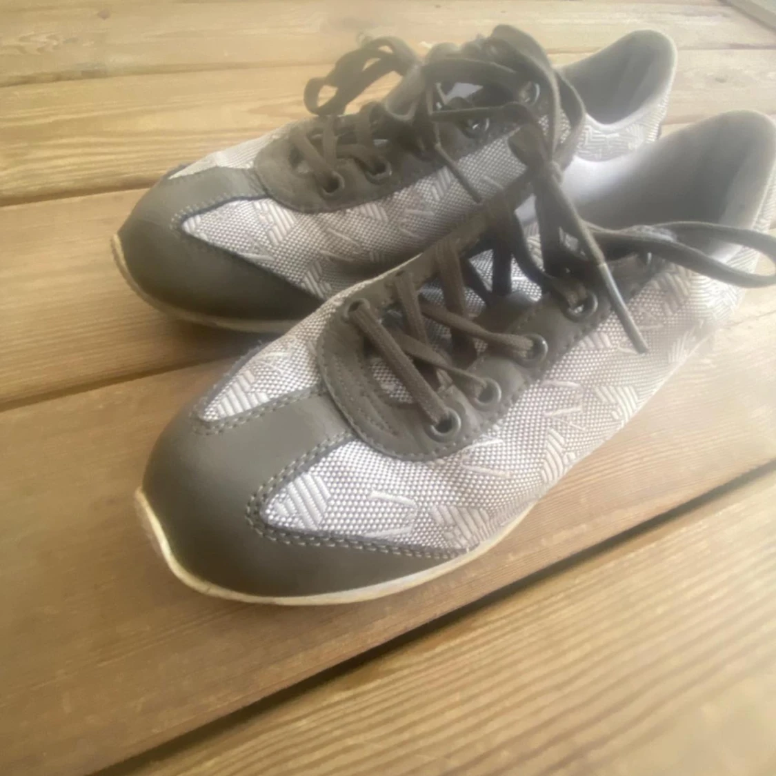         Äkta EA7/ Armani skor  - 92