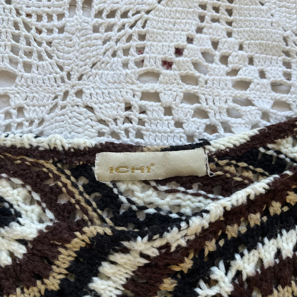 Stickad poncho  - 90