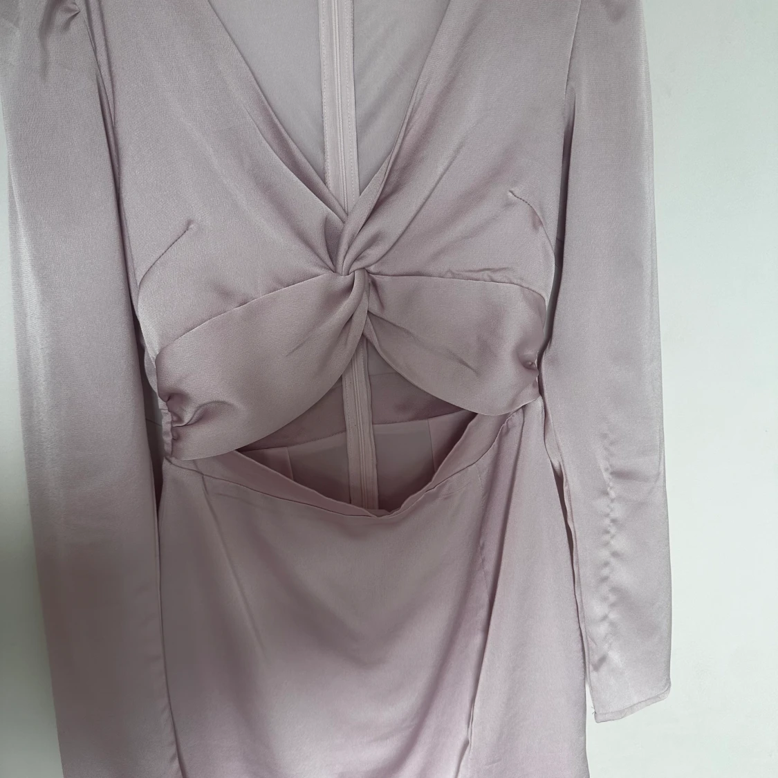 Rosa satinklänning Nelly - 90