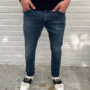 Tiger Of Sweden slim jeans || Nyskick, knappt användna || Passar 170-177 cm || Skriv vid minsta fundering! Mvh, CH 