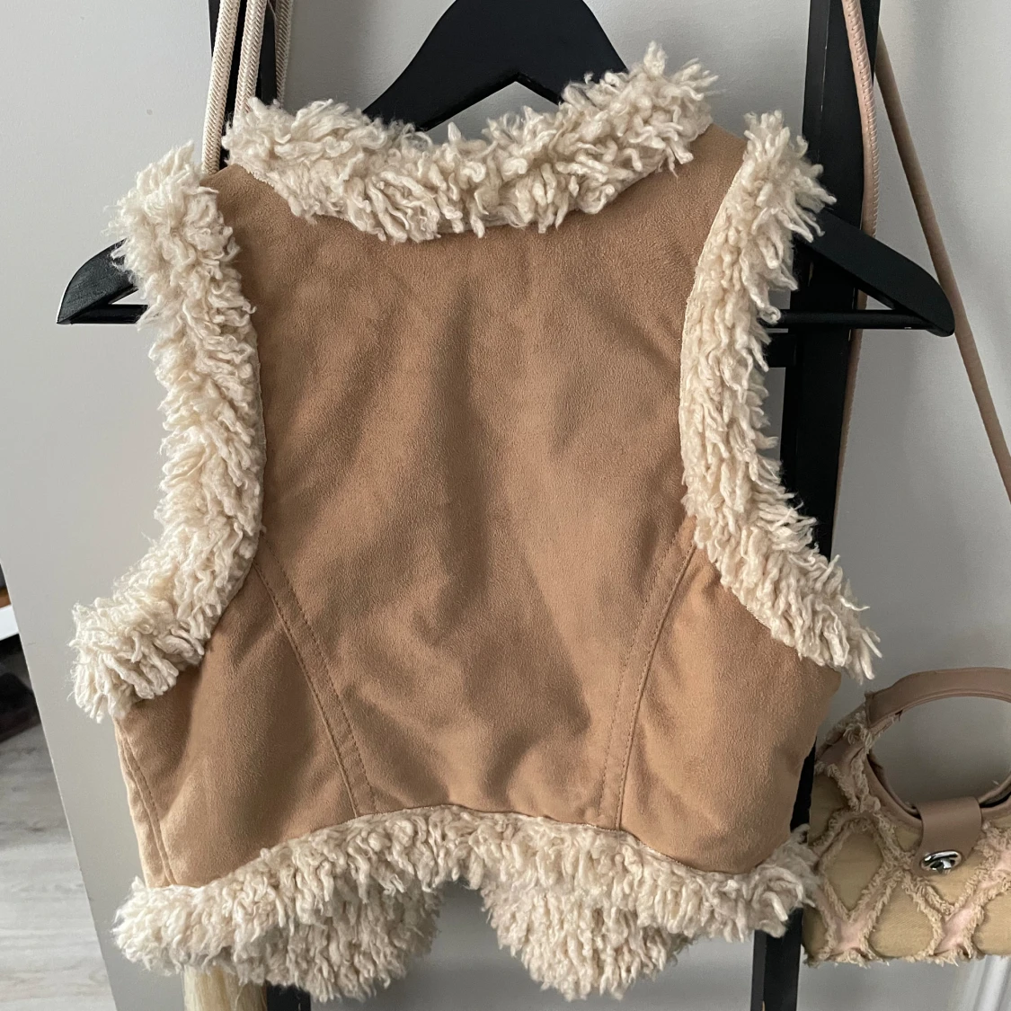 Y2k shearling suede väst - 90