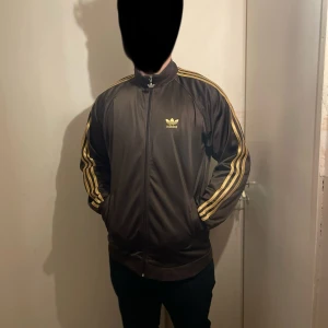 Adidas tröja - Adidas tröja  XXL (XL) Skick 9 av 10 Vintage 